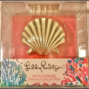 NWT Lilly Pulitzer Shell Bottle Opener